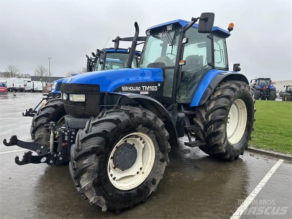 New Holland TM165 Tractoare