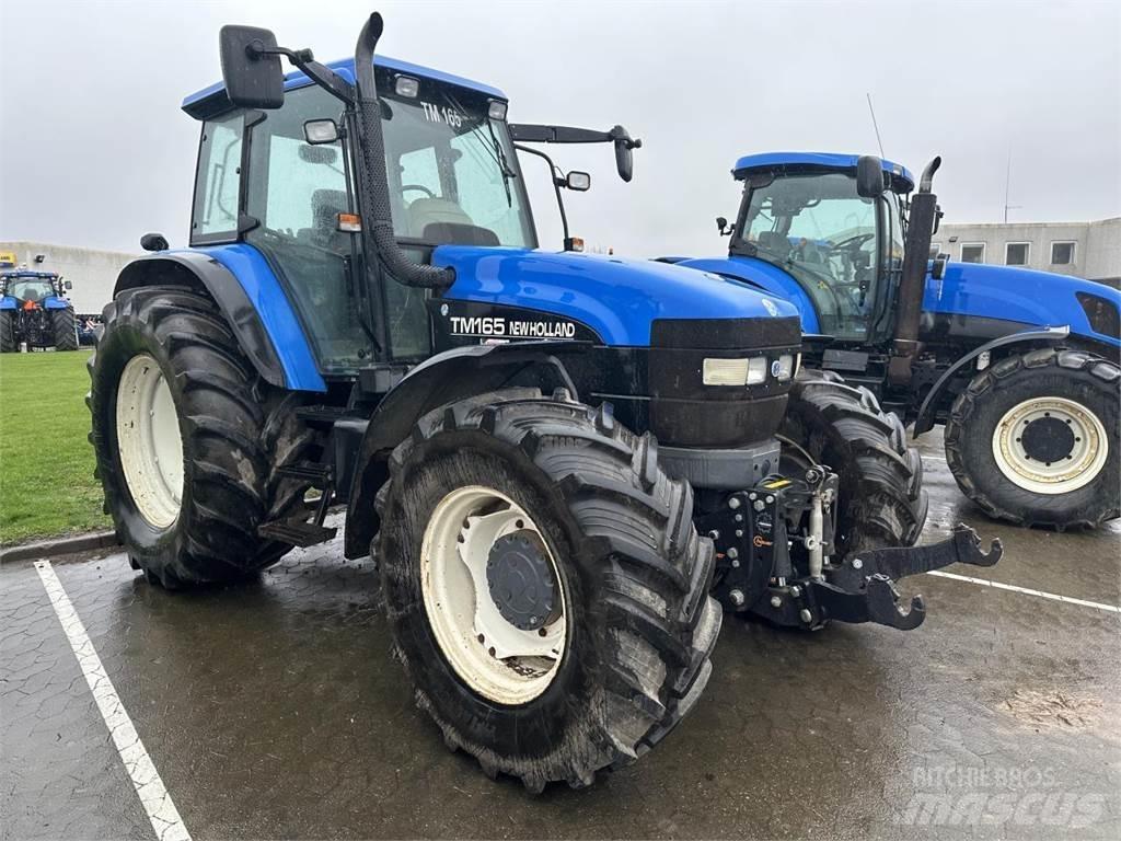 New Holland TM165 Tractoare