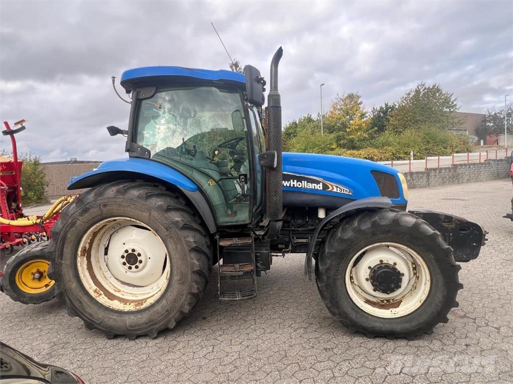 New Holland TS115A Tractoare