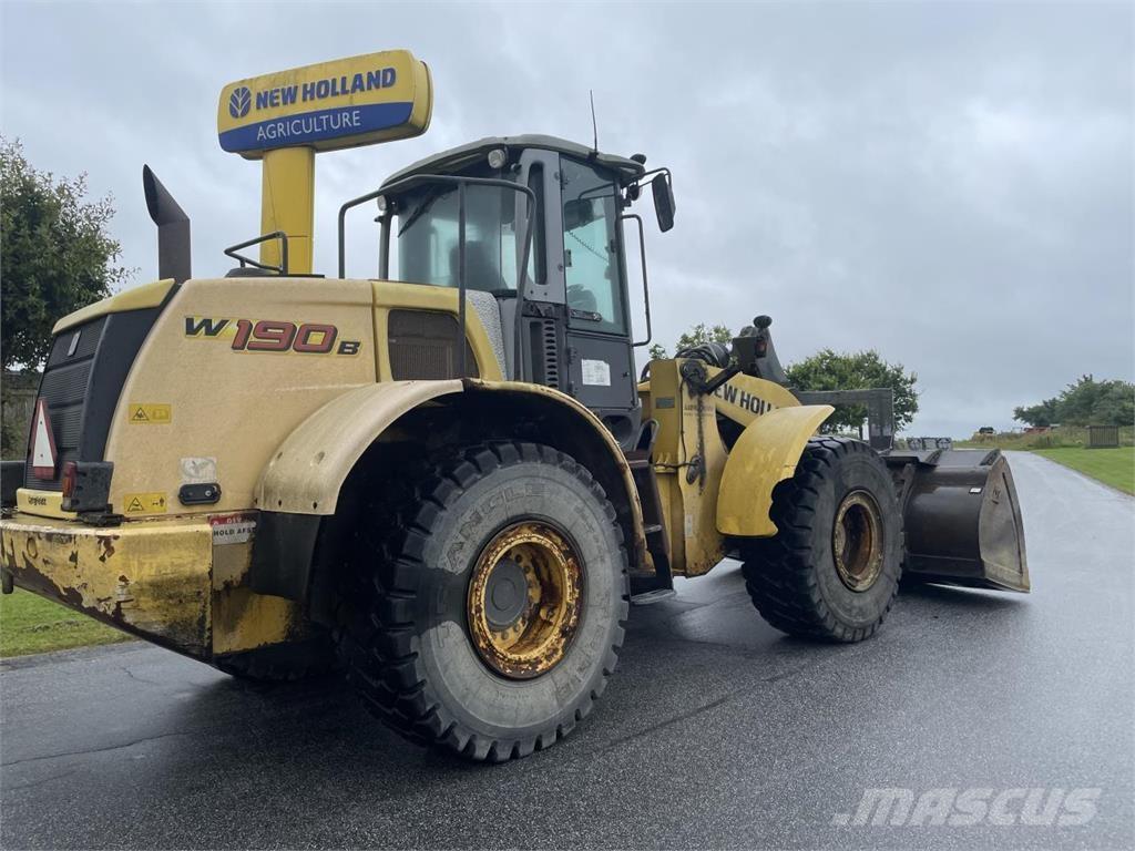 New Holland W190B Incarcator pe pneuri