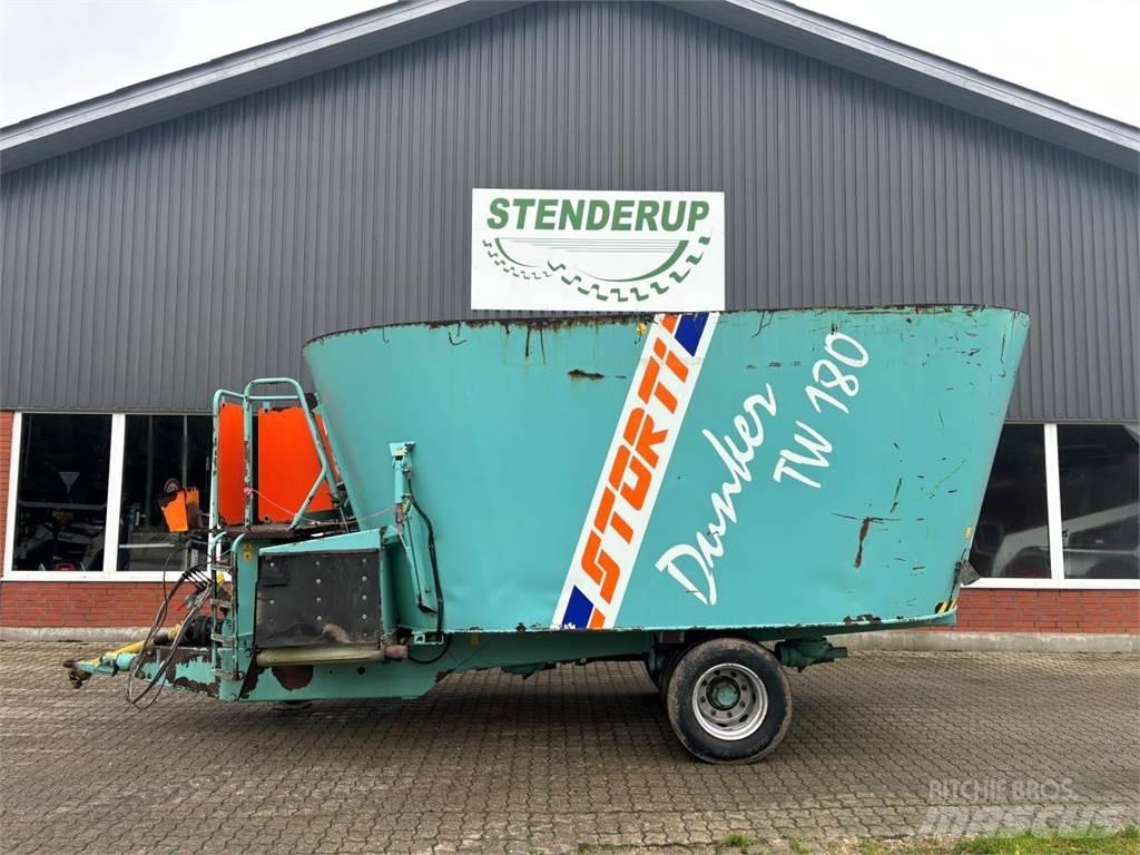 Storti TW180 vagoane de furaj