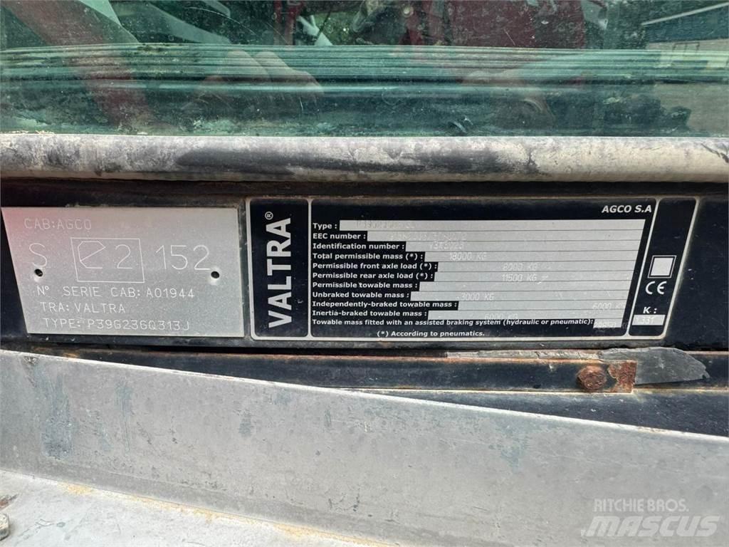 Valtra S262 Tractoare