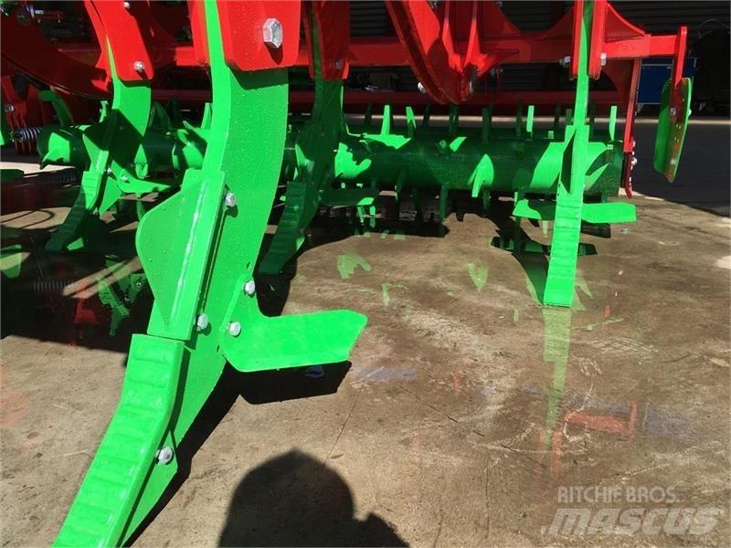 Agro-Tom  pluguri pentru dalta