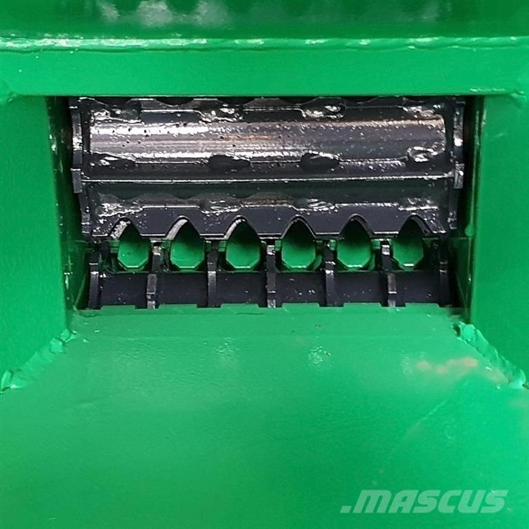 Dk-Tec  Masini de tocat lemn