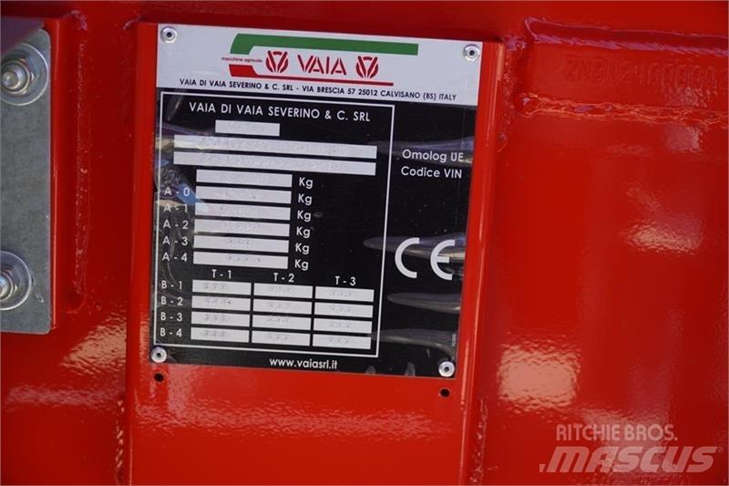  - - -  VAIA n24 Utilaje întreţinere terenuri - Altele