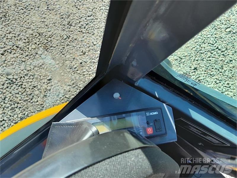 XCMG Xe27e Mini excavatoare < 7t