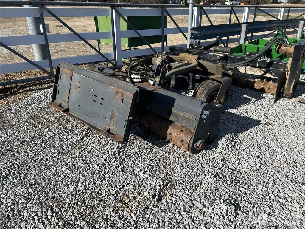 Bobcat 84SCM Utilaje construcții - Altele