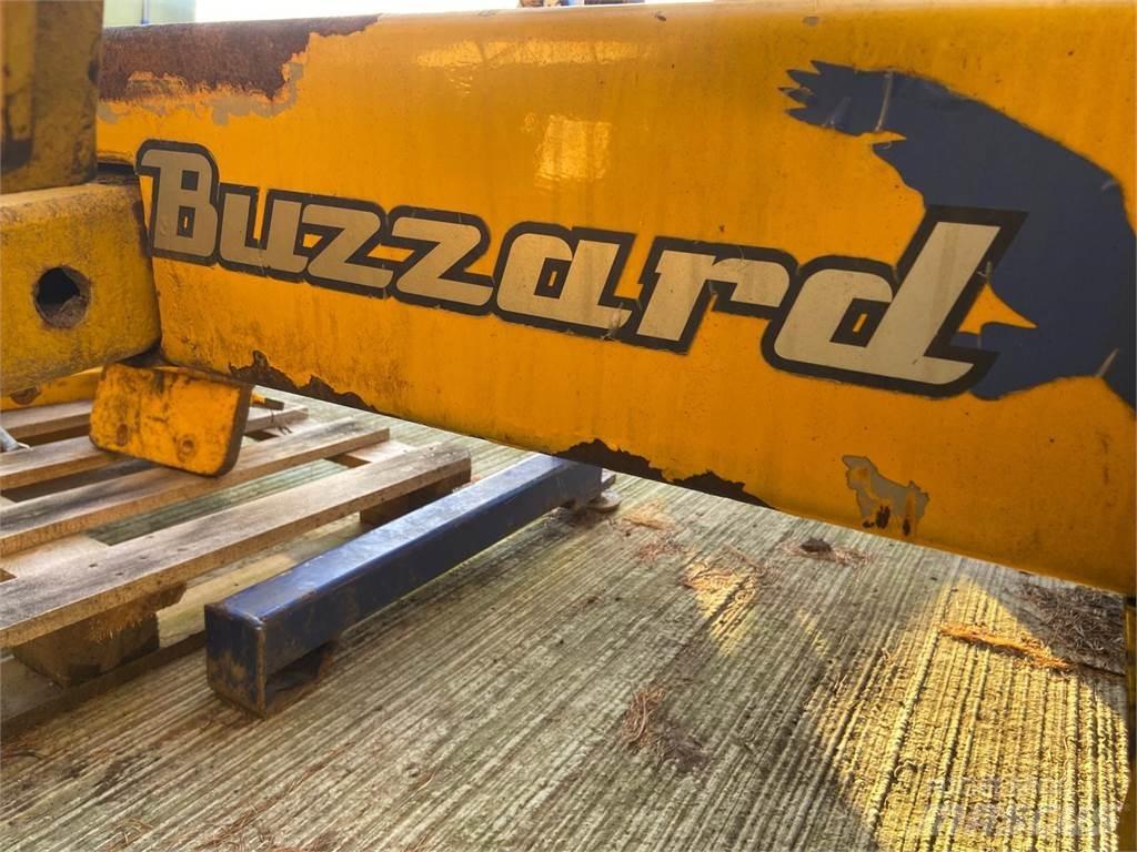 Bomford Buzzard Debalotare, taiere, impachetare