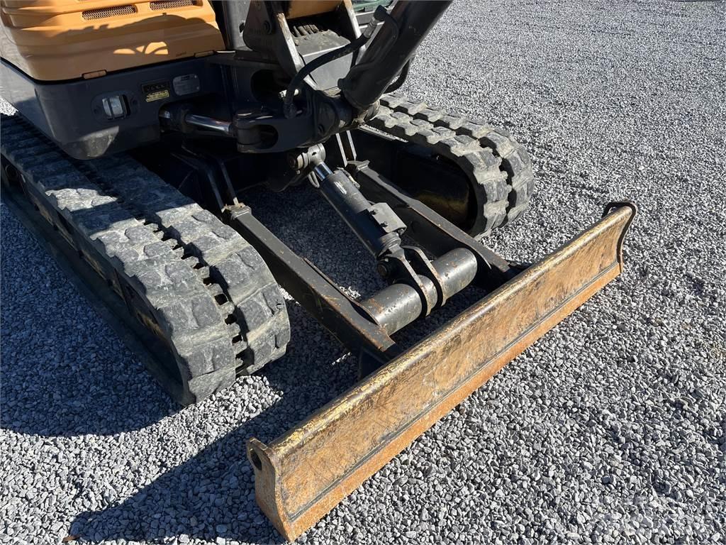 CASE CX57C Mini excavatoare < 7t