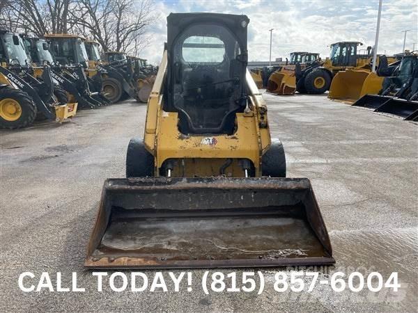 CAT 262D3 Mini incarcator