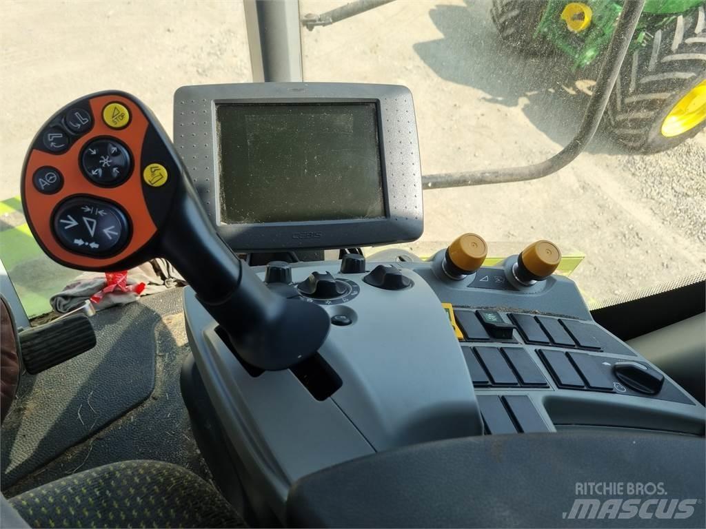 CLAAS 430 Tucano Combine de secerat