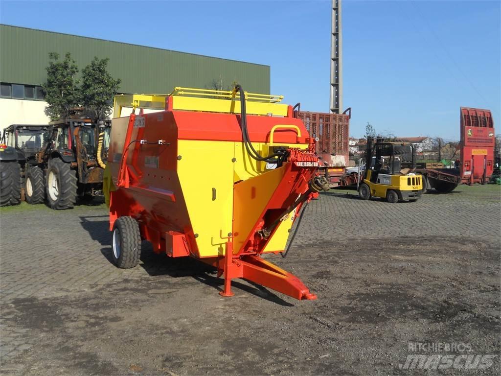 Comag 6M3 Mixere furaje