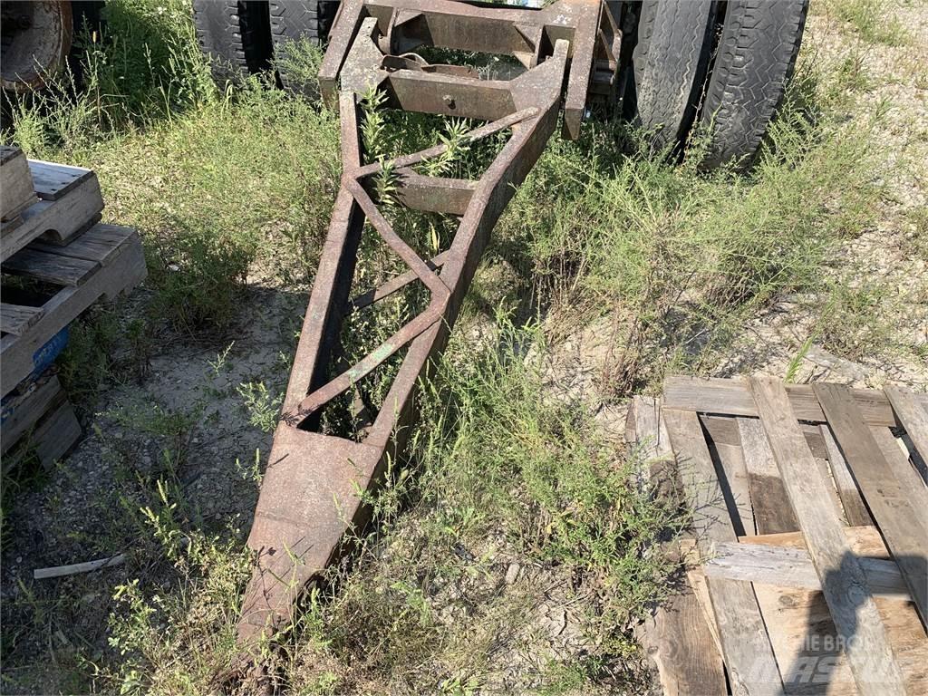  DOLLY Utilaje agricole - Altele