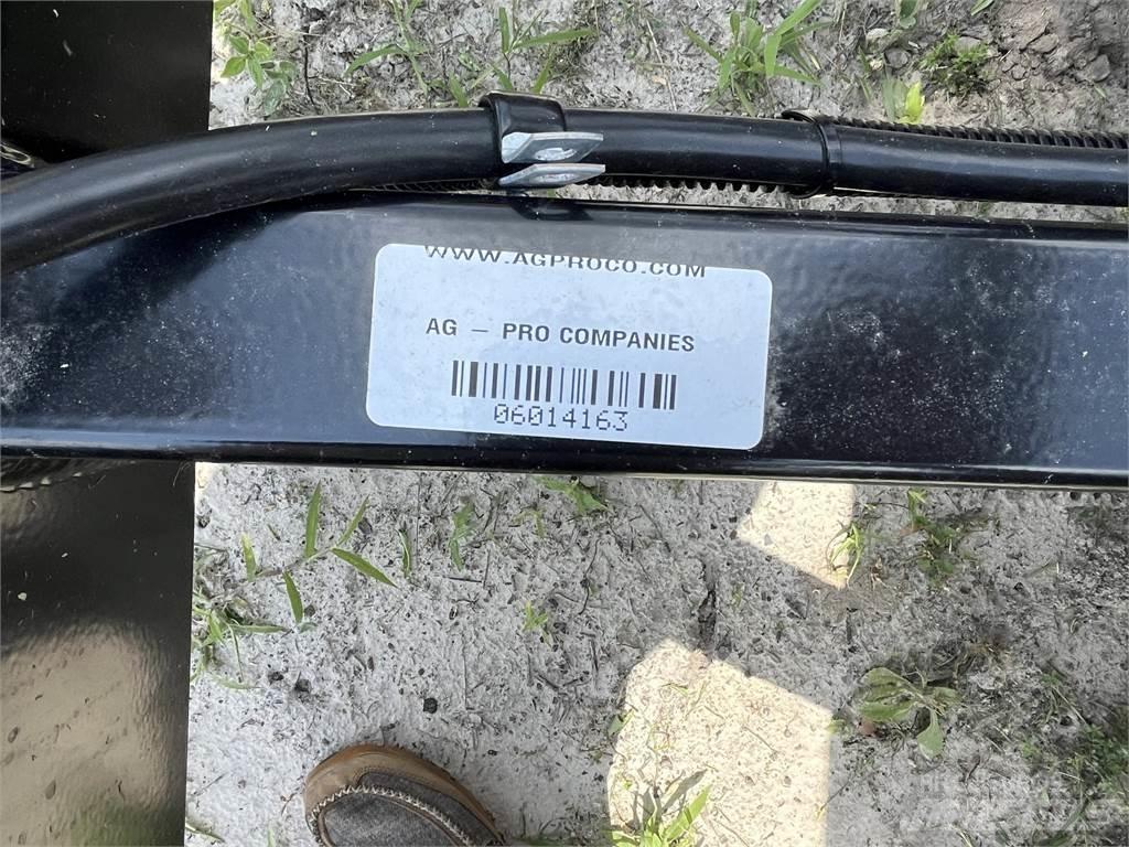  EQ07018-TS Remorci cu scop general