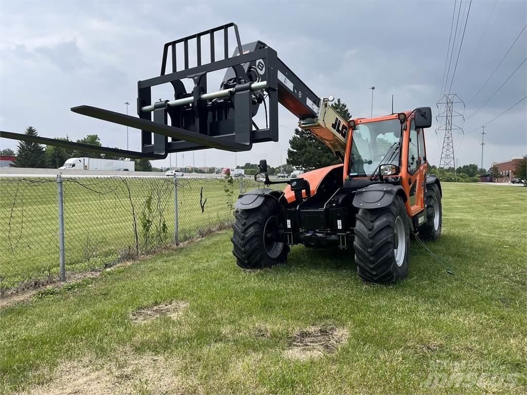 JLG AG823 Stivuitoare telescopice