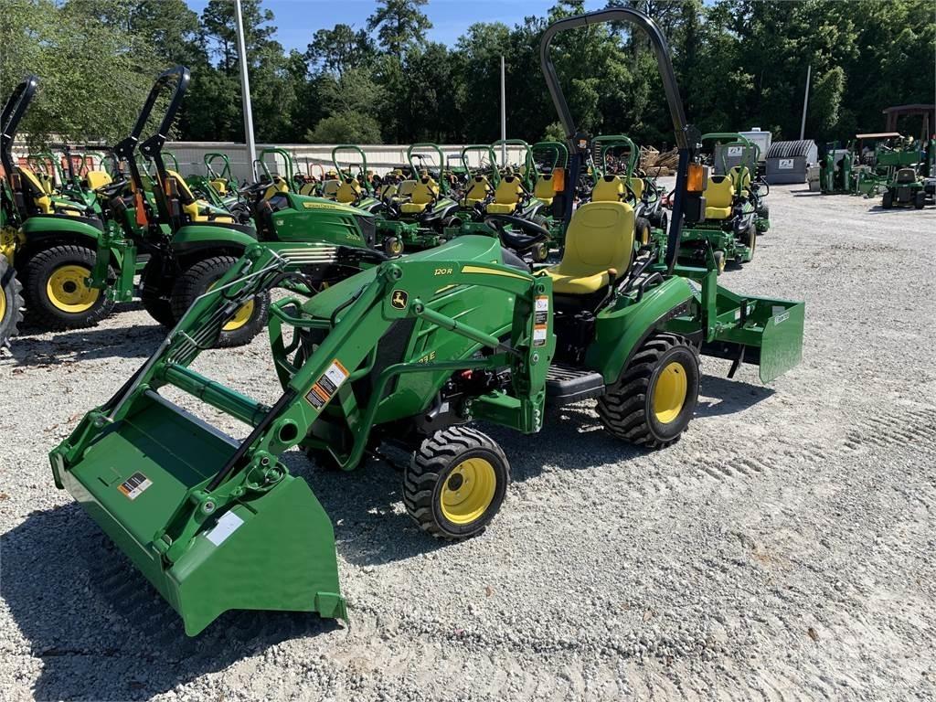 John Deere 1023E Tractoare compacte