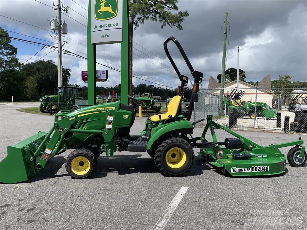 John Deere 1023E Tractoare compacte