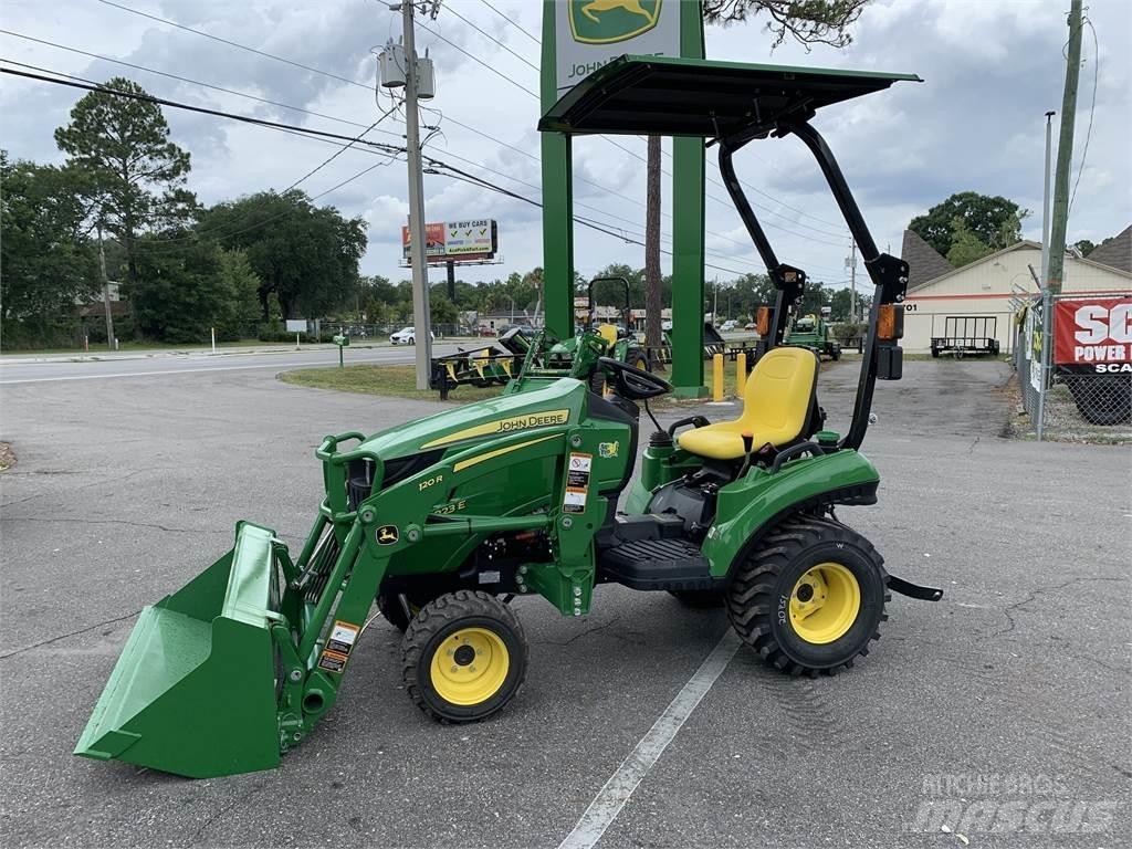 John Deere 1023E Tractoare compacte