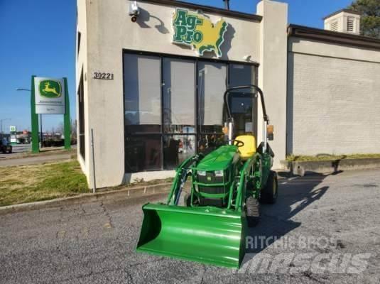 John Deere 1023E Tractoare compacte