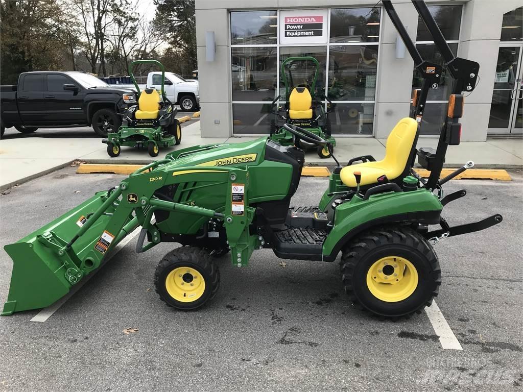 John Deere 1023E Tractoare compacte