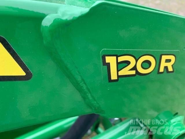 John Deere 1023E Tractoare compacte