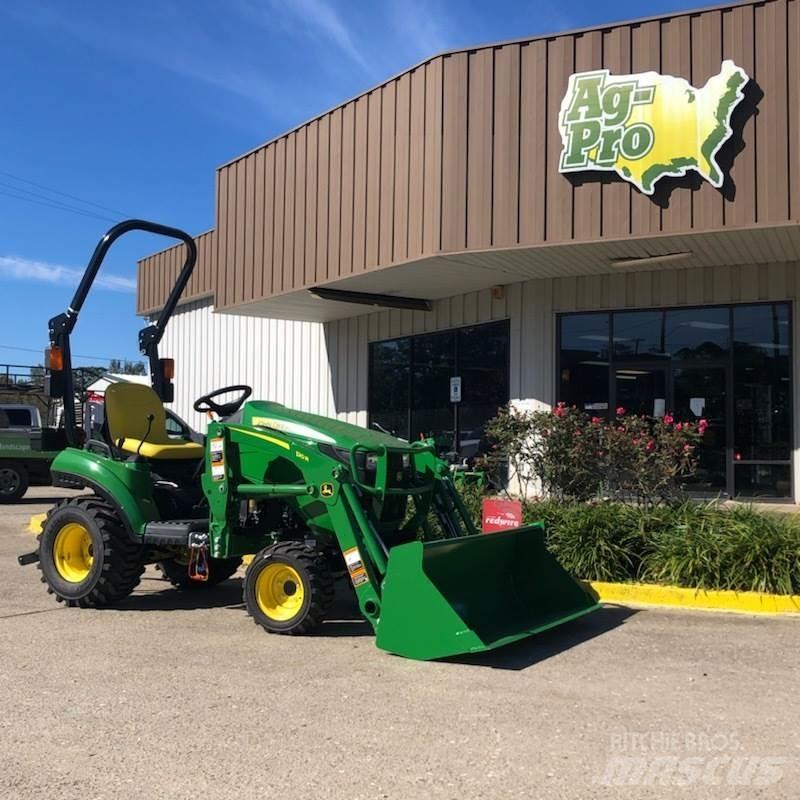 John Deere 1023E Tractoare compacte
