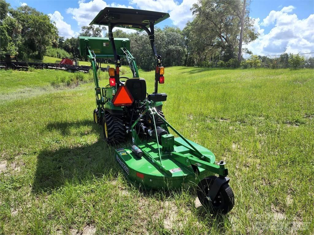 John Deere 1023E Tractoare compacte