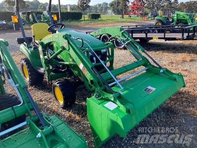 John Deere 1023E Tractoare compacte