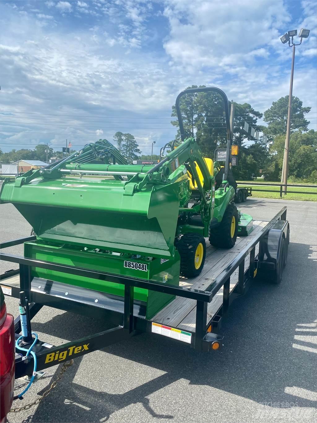 John Deere 1023E Tractoare compacte