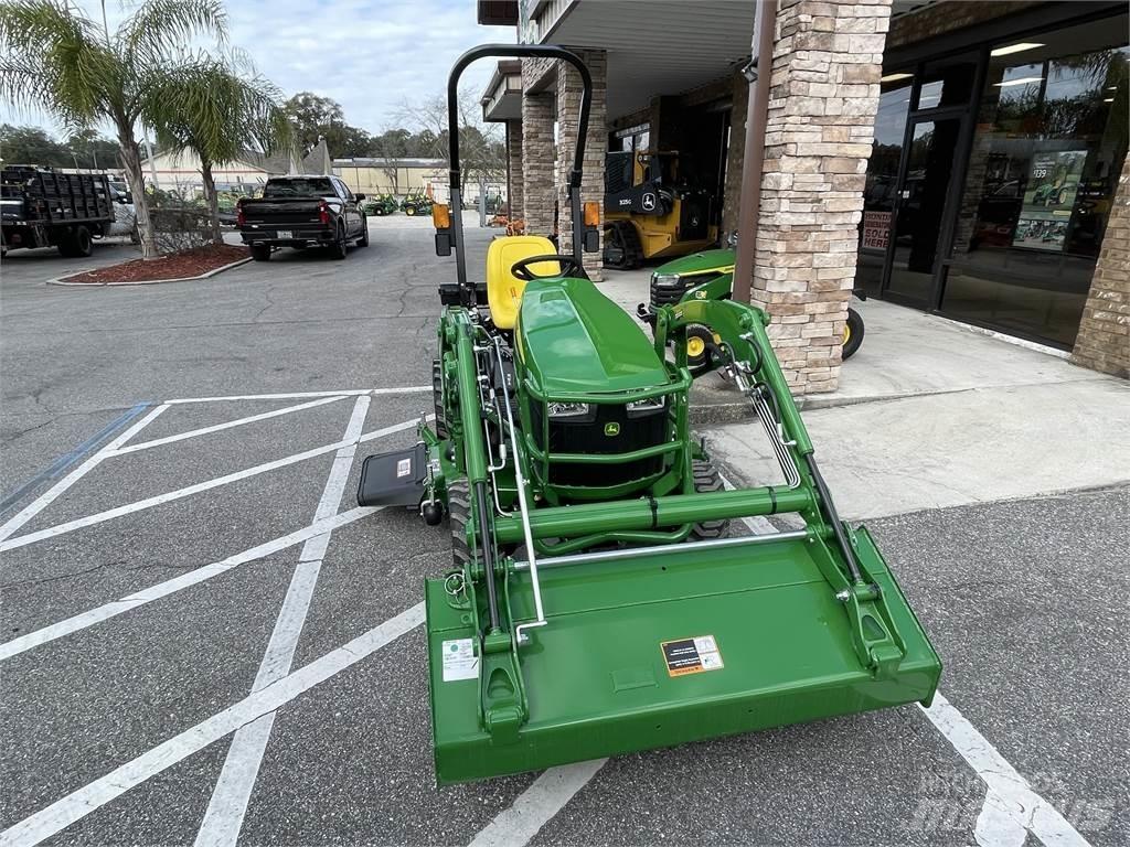 John Deere 1023E Tractoare compacte