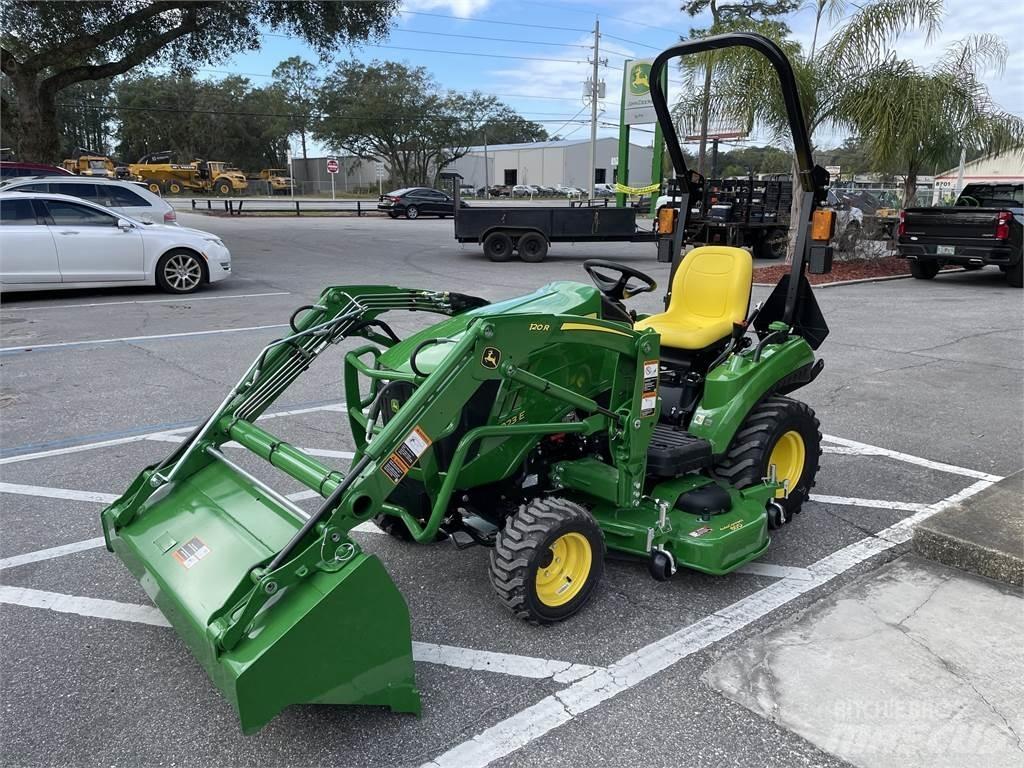 John Deere 1023E Tractoare compacte