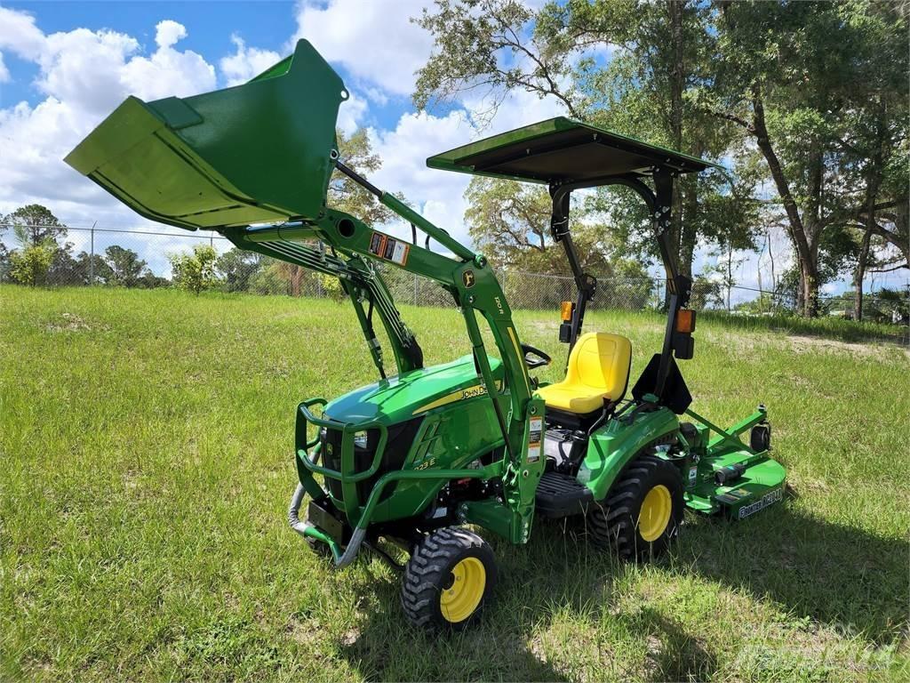 John Deere 1023E Tractoare compacte