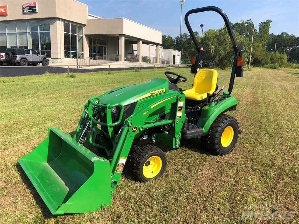 John Deere 1023E Tractoare compacte