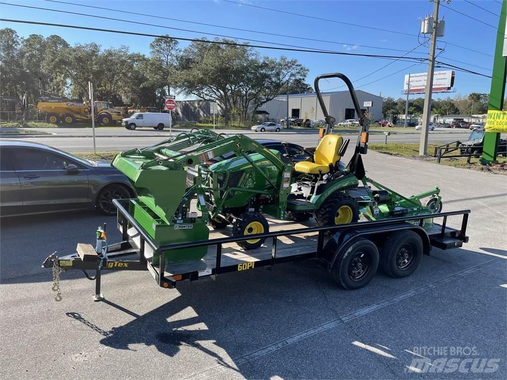 John Deere 1025R Tractoare compacte
