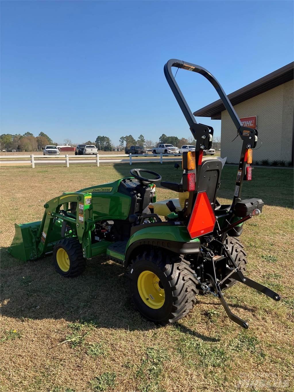 John Deere 1025R Tractoare compacte