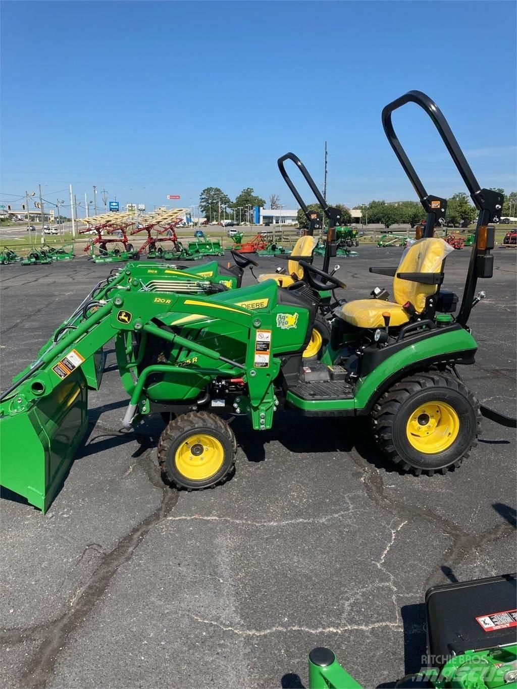 John Deere 1025R Tractoare compacte