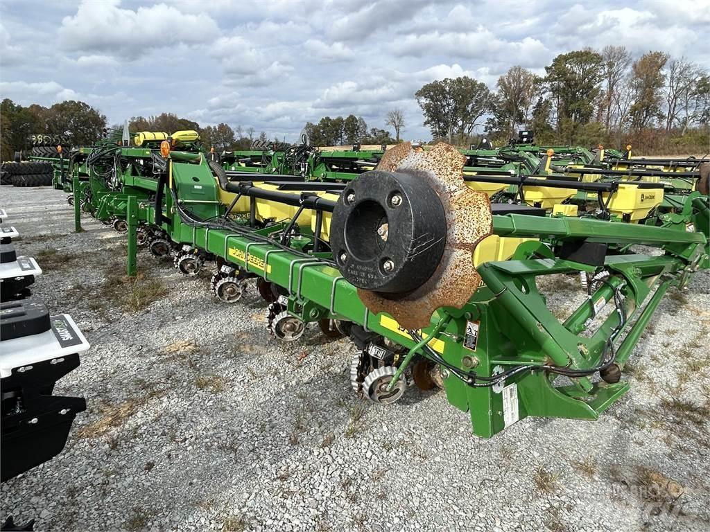 John Deere 1720 Masini de plantat