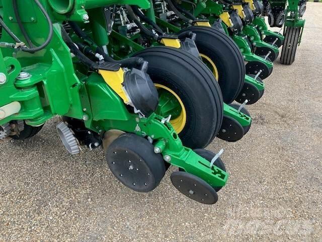 John Deere 1795 Masini de plantat