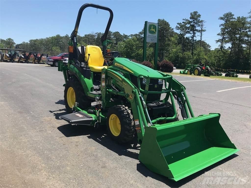 John Deere 2025R Tractoare compacte