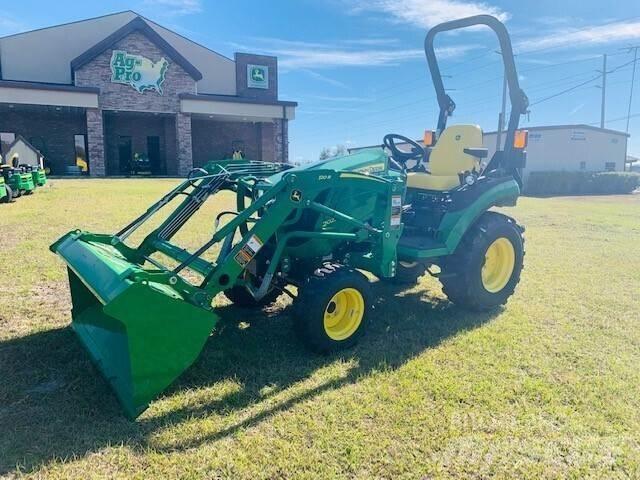 John Deere 2025R Tractoare compacte
