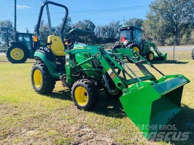 John Deere 2025R Tractoare compacte