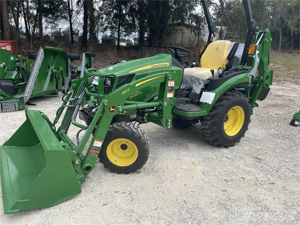 John Deere 2025R Tractoare compacte