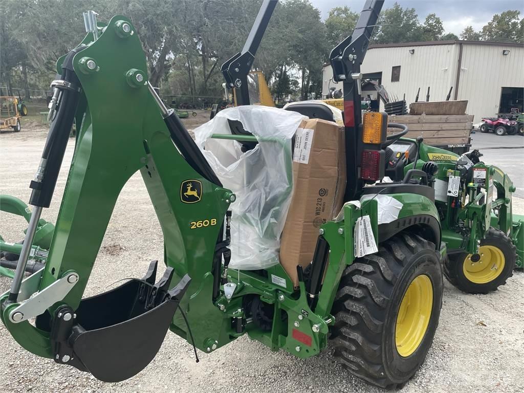 John Deere 2025R Tractoare compacte