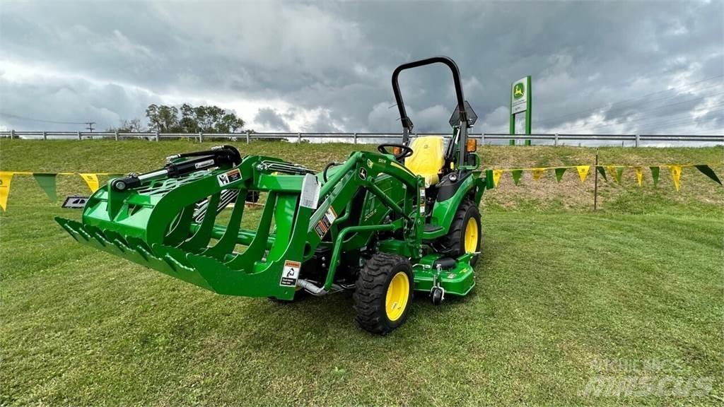 John Deere 2025R Tractoare compacte