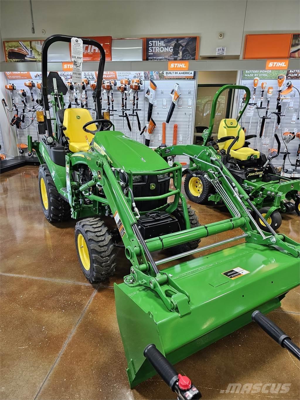John Deere 2025R Tractoare compacte