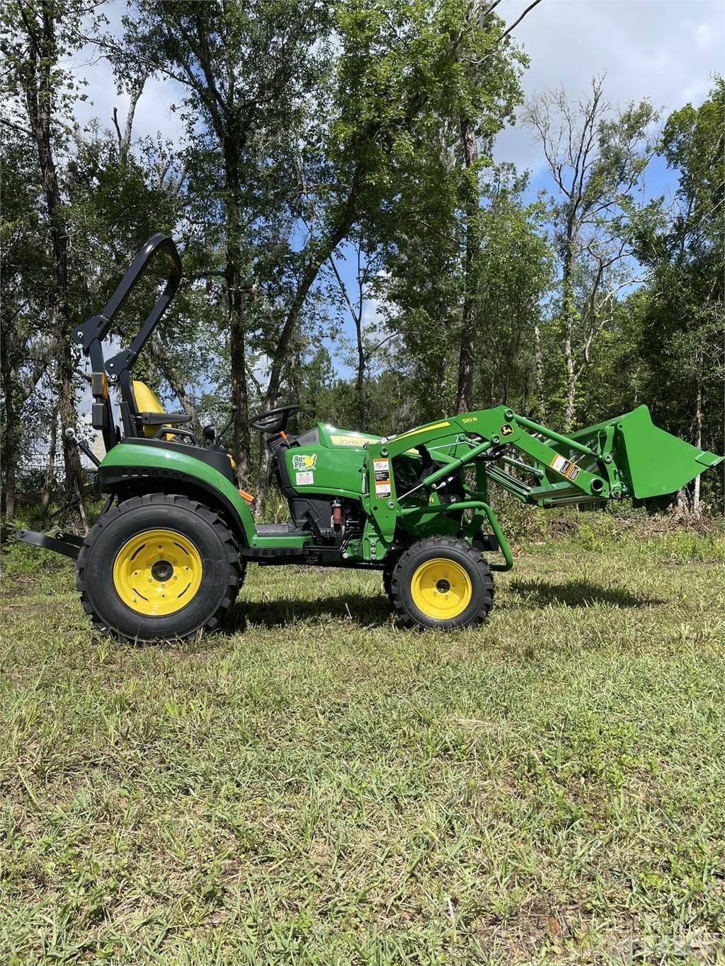 John Deere 2025R Tractoare compacte