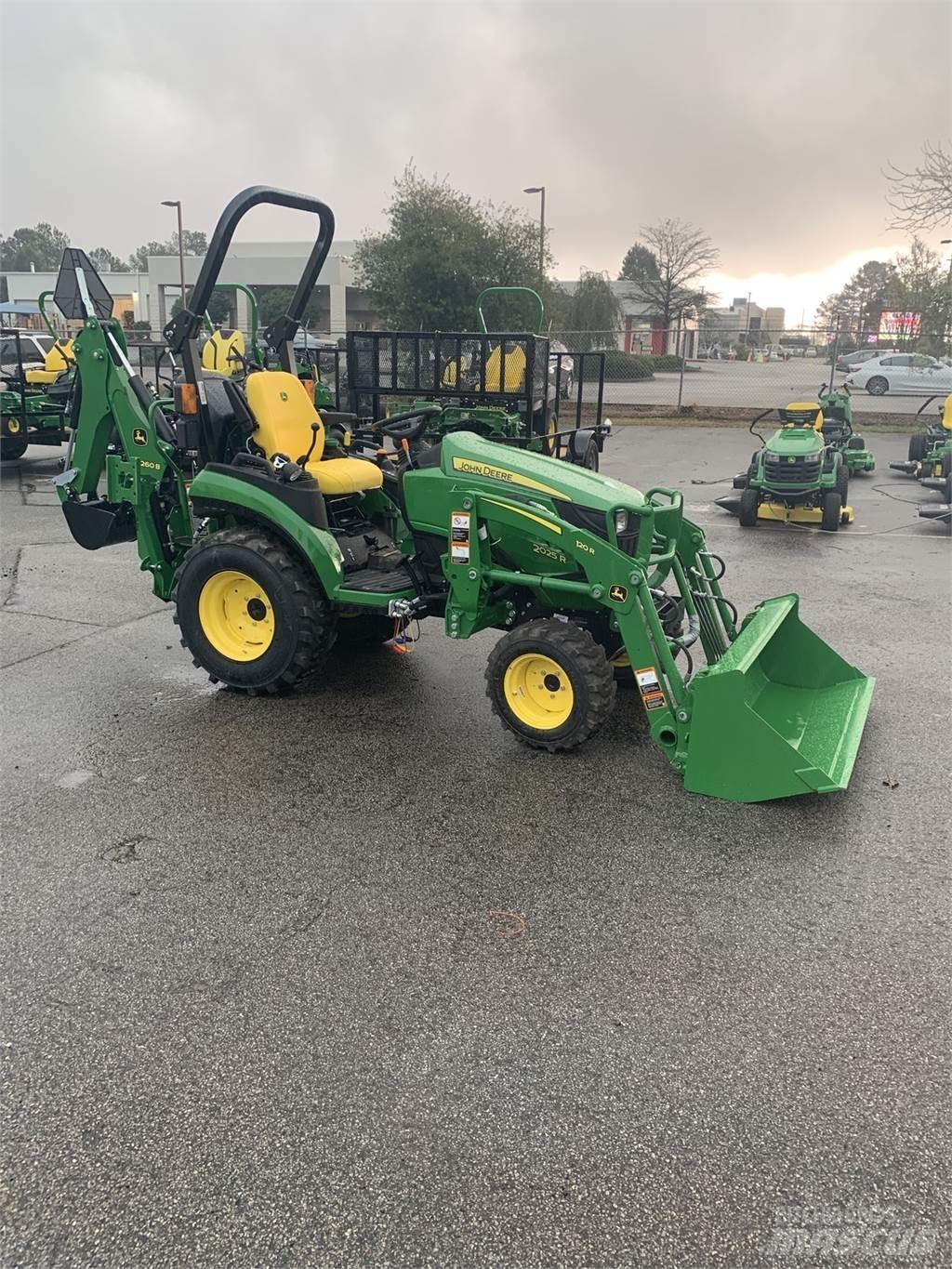 John Deere 2025R Tractoare compacte