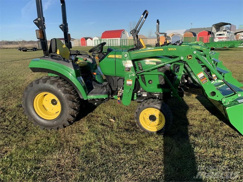 John Deere 2032R Tractoare compacte