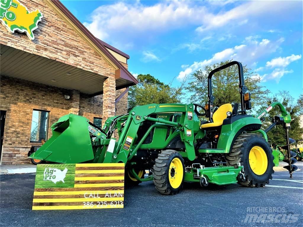 John Deere 2032R Tractoare compacte