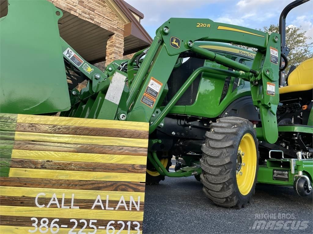 John Deere 2032R Tractoare compacte